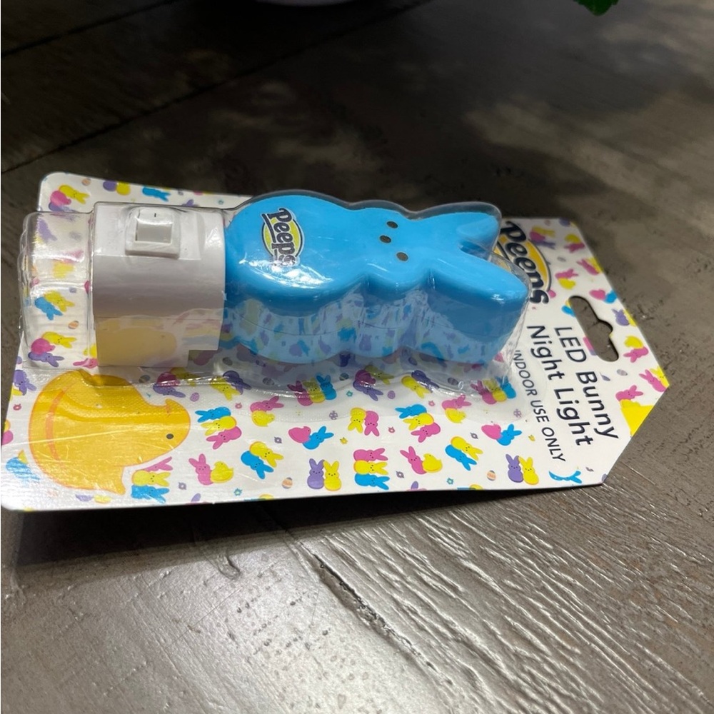 🐥PEEPS LED Nightlight-NEW - Picture 4 of 6